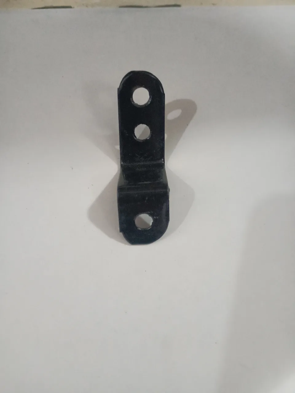 SOPORTE METALICO DE LUCES DELANTERAS 7020 (IZQ-DER)