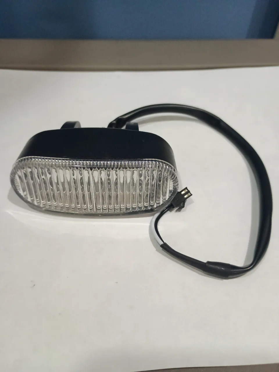 LUZ DELANTERA JRWB801 (KAVAN)
