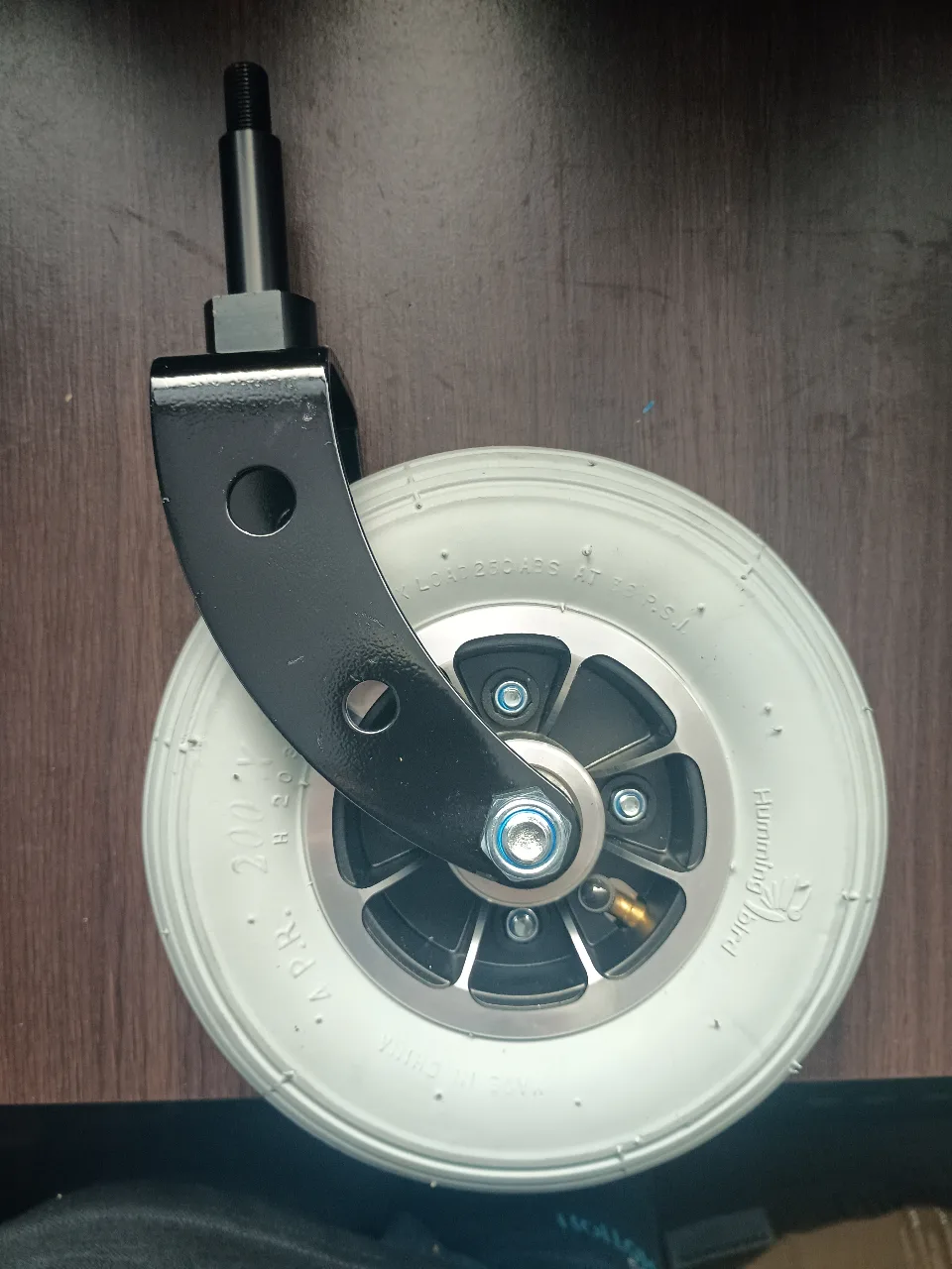 RUEDA DELANTERA (COMPLETA) 8" 200 x 50 GRIS (RIN+TENEDOR) PARA JRWD601G-Qs32 -SCORPIO