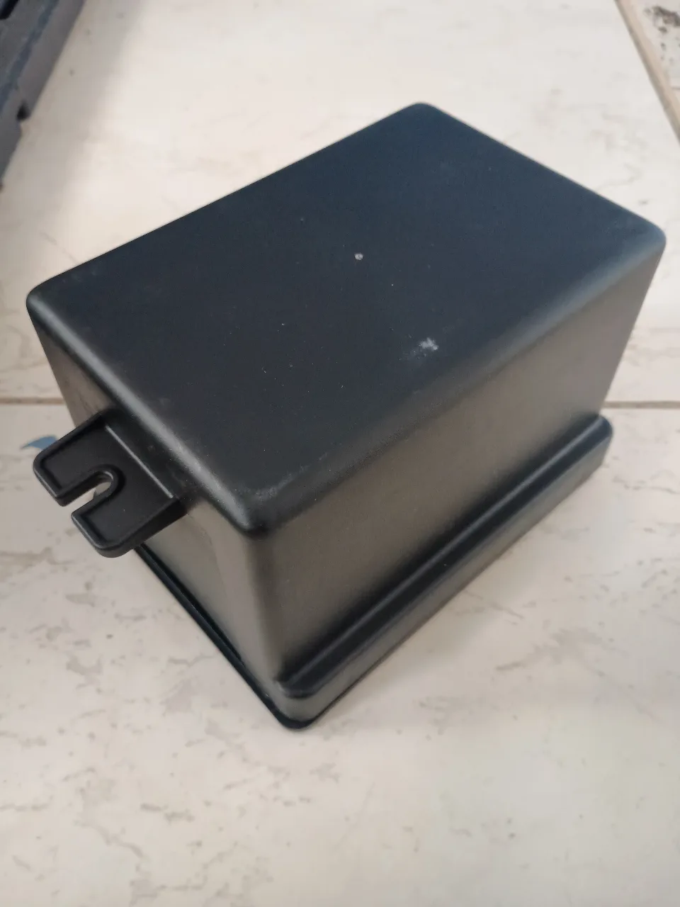 CAJA BATERIA PARA MODELO YHW-001E ZENIX