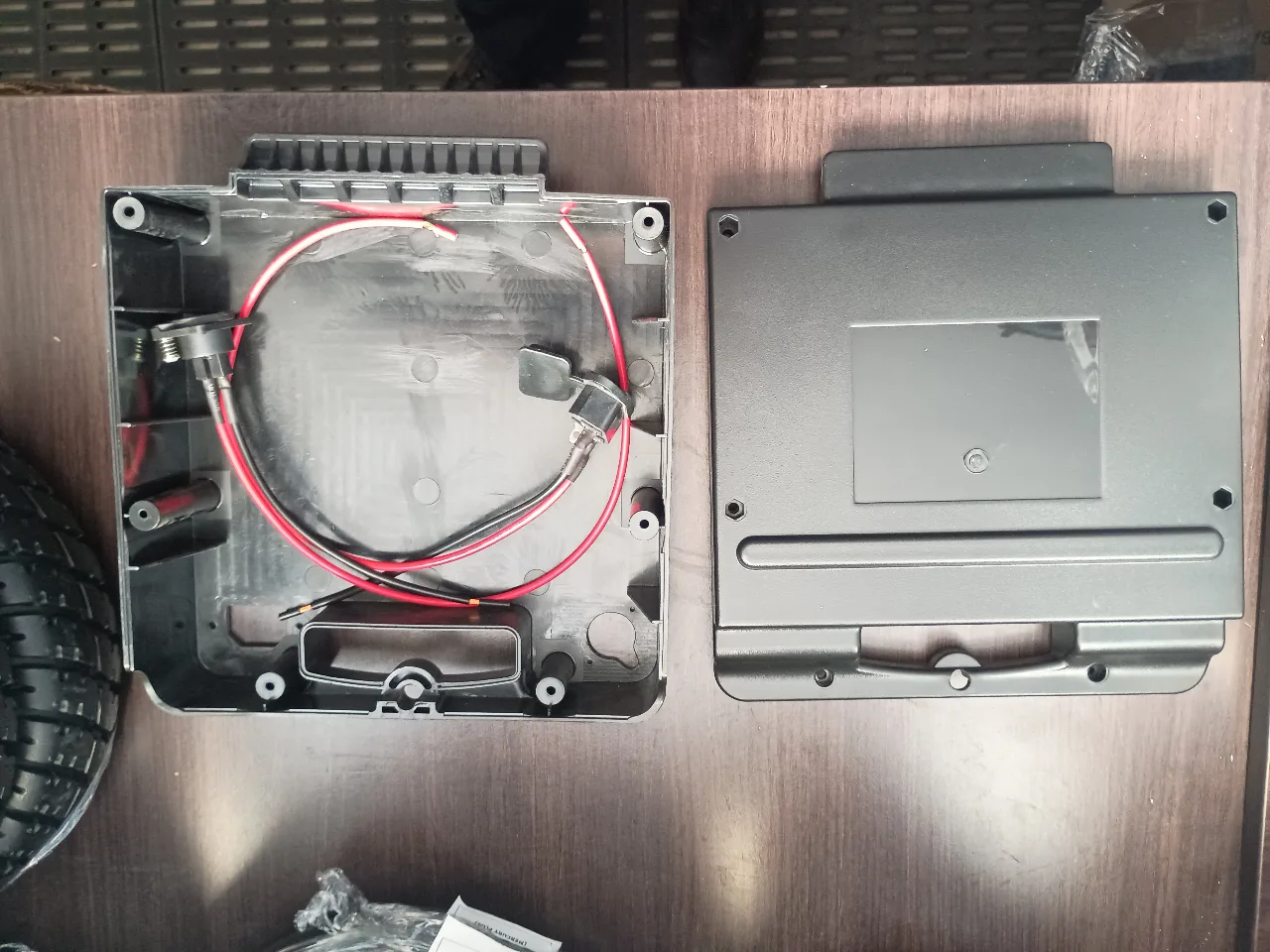 CAJA PARA JRWD1033 (ULTRALIVIANA) 24V 20AH CON CABLES
