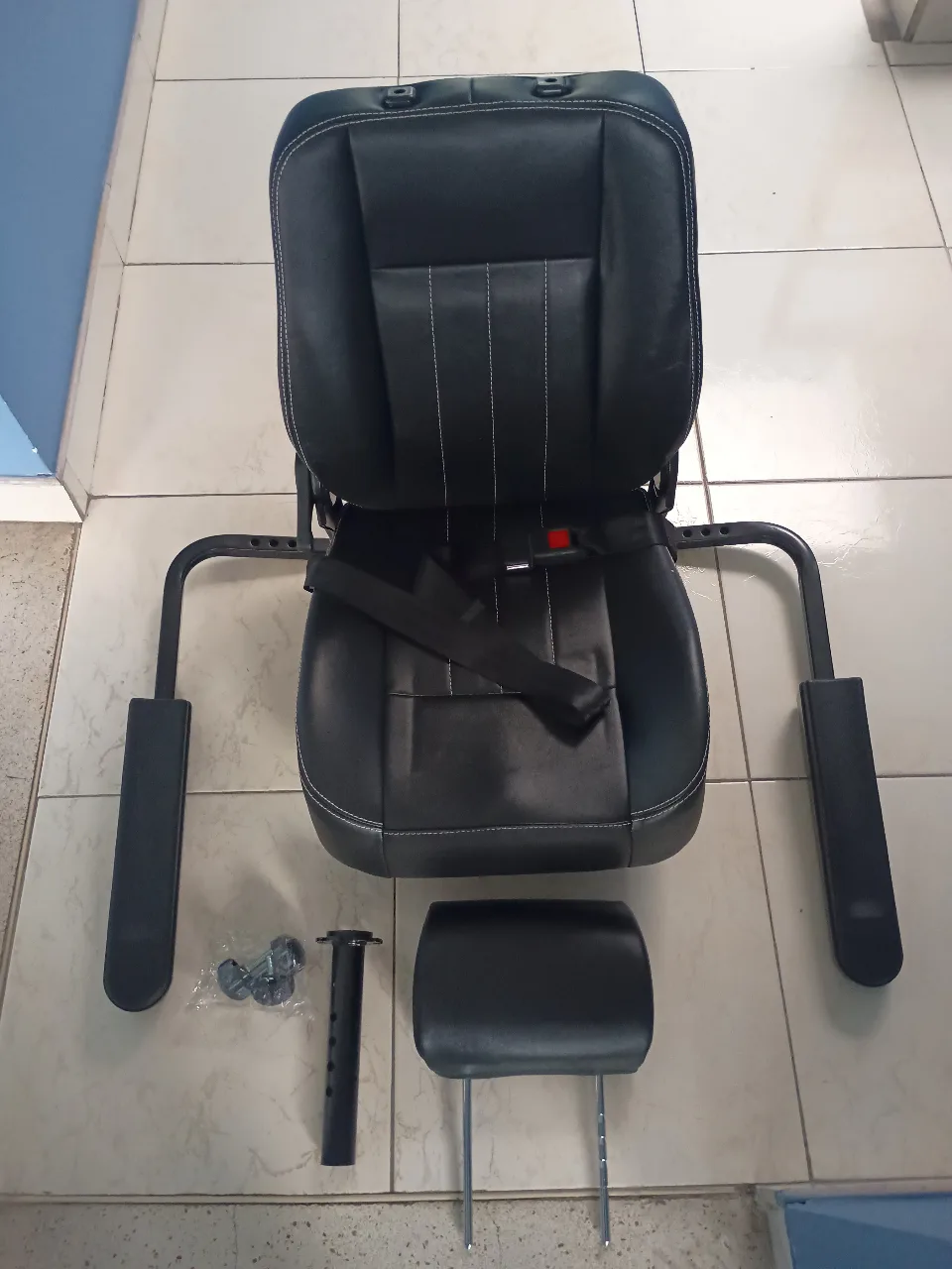 SILLIN COMPLETO CON DESCANSA BRAZOS PARA 1015 (ROYAL)
