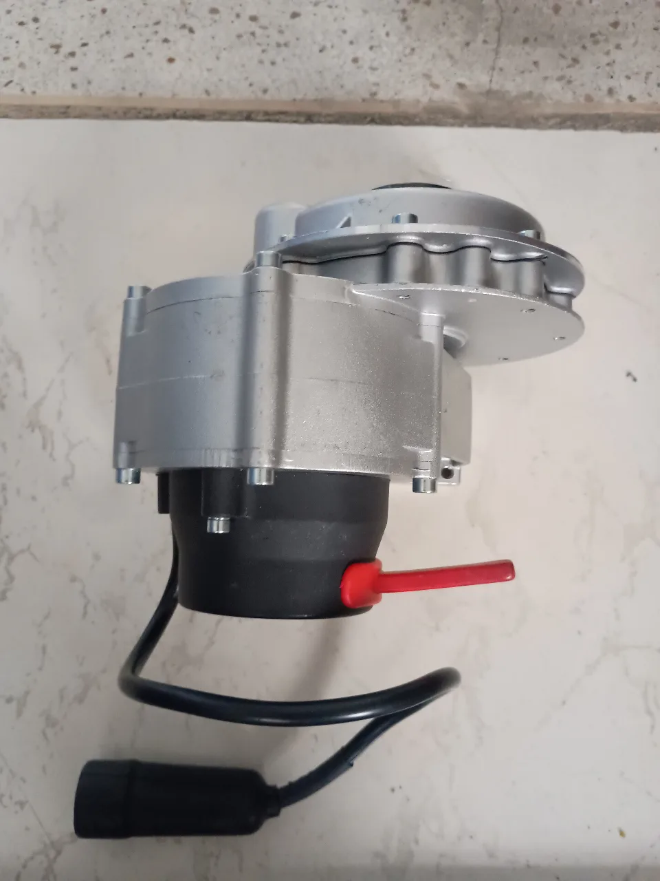 MOTOR (IZQUIERDO Y DERECHO) MODELO D05 (ULTRALIVIANA)