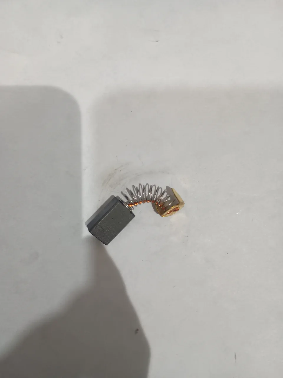 ESCOBILLAS (6X10X17 MM)