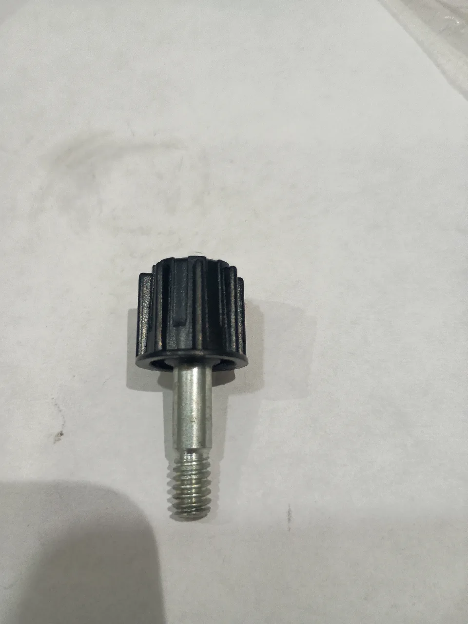 PERILLA CON TORNILLO 5 MM PARA SCOOTER JRWD802 (MILAN); MONACO