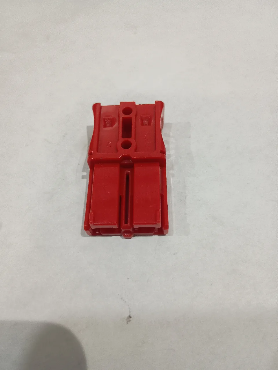 CONECTOR DE BATERIAS (ROJO) CON TERMINALES