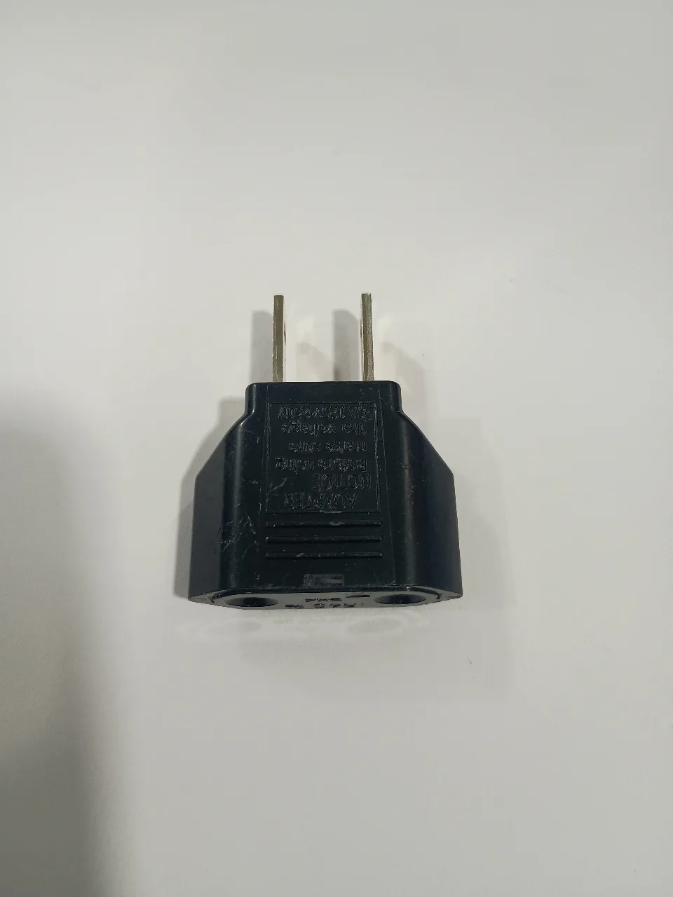 CLAVIJA CONVERTIDOR PARA CARGADOR WALL E