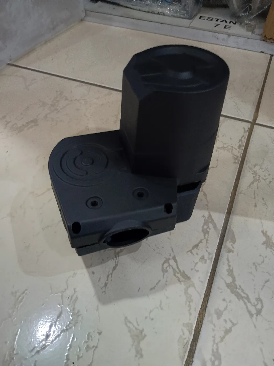 CARCASA PLASTICA PARA MOTOR
